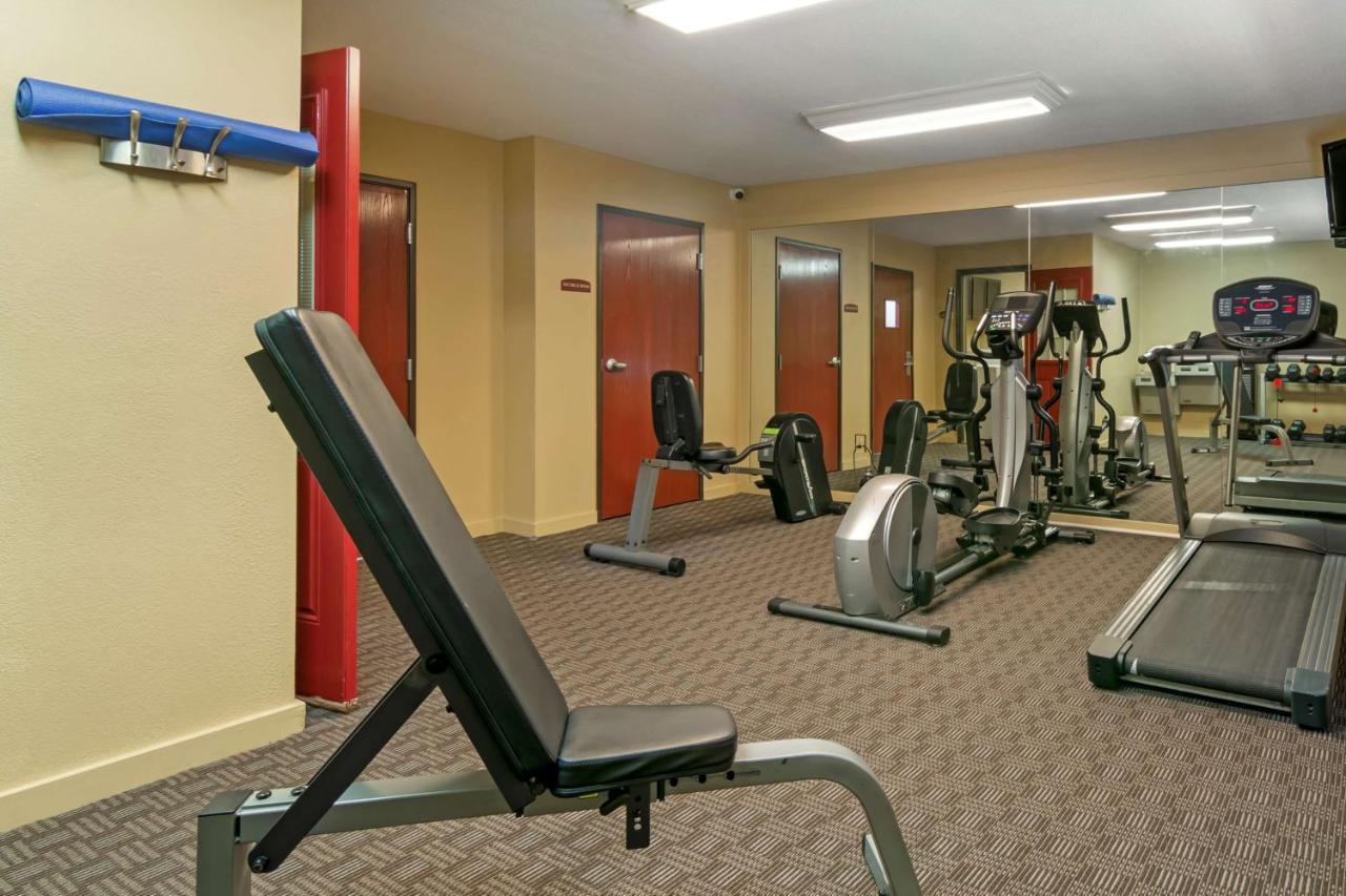 Best Western Governors Inn And Suites Wichita Dış mekan fotoğraf