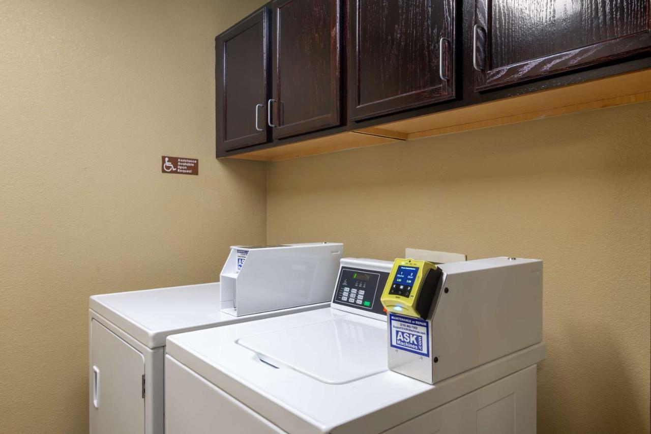 Best Western Governors Inn And Suites Wichita Dış mekan fotoğraf