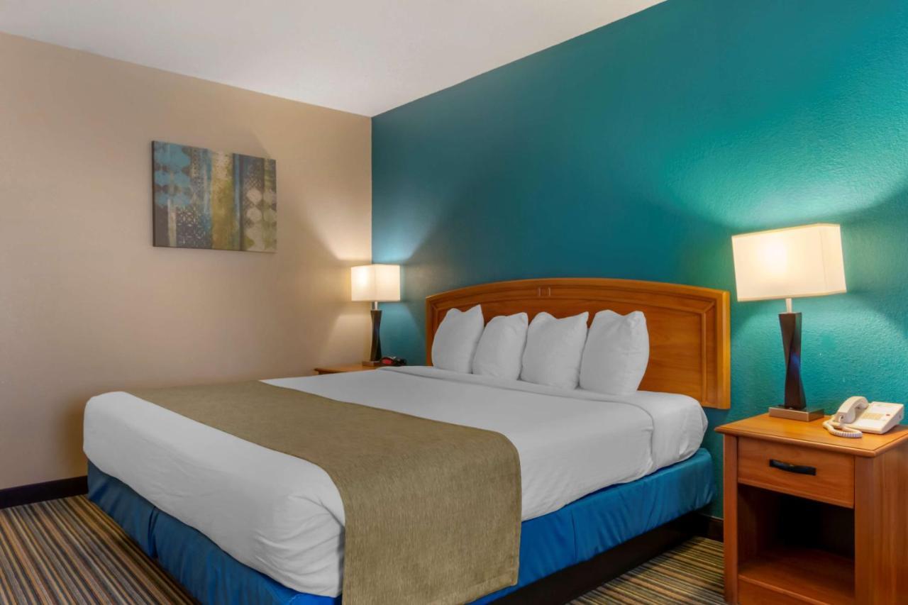 Best Western Governors Inn And Suites Wichita Dış mekan fotoğraf